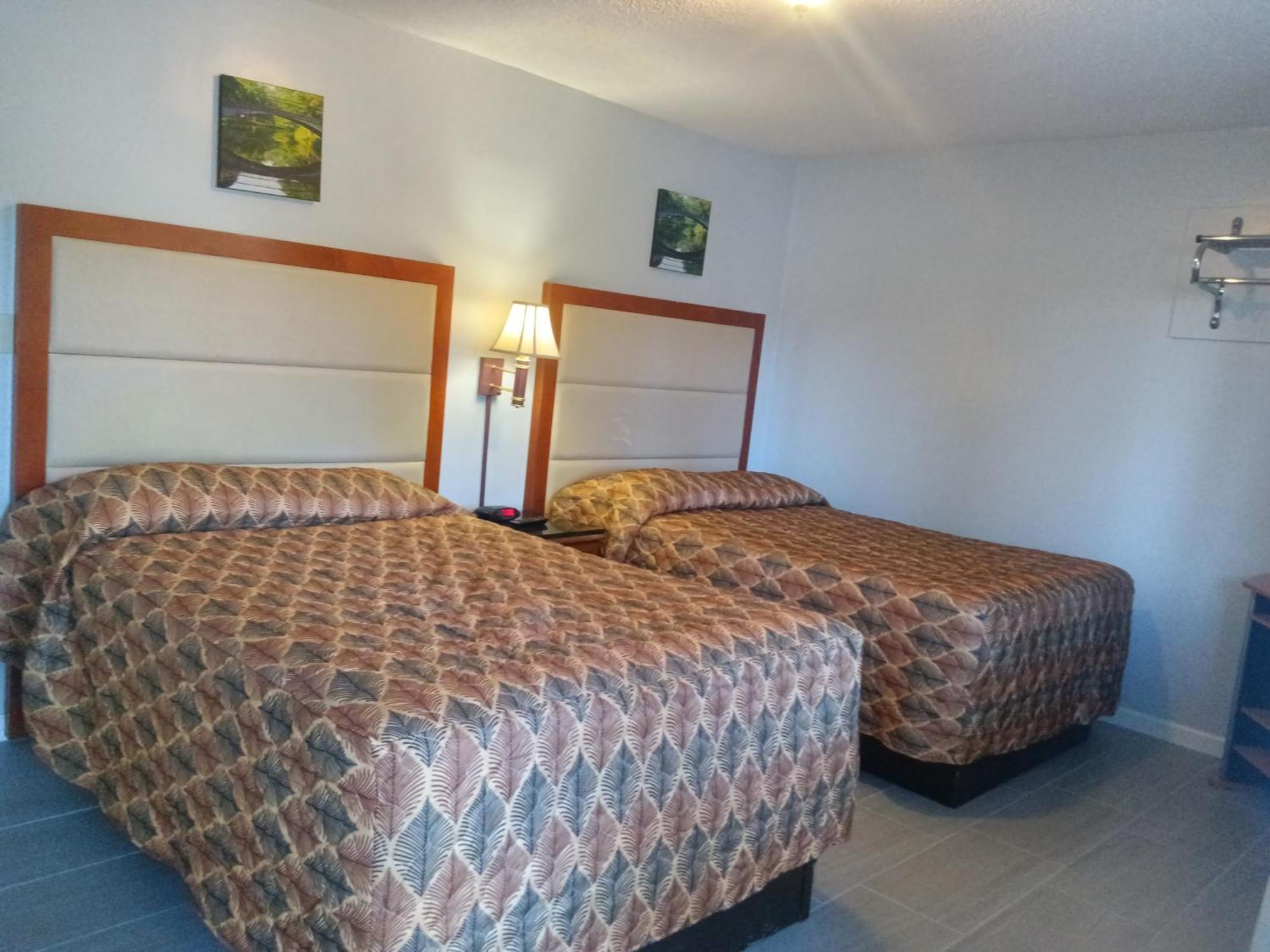 Maple Leaf Motel New Milford Habitación foto