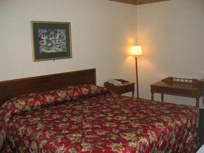 Maple Leaf Motel New Milford Habitación foto