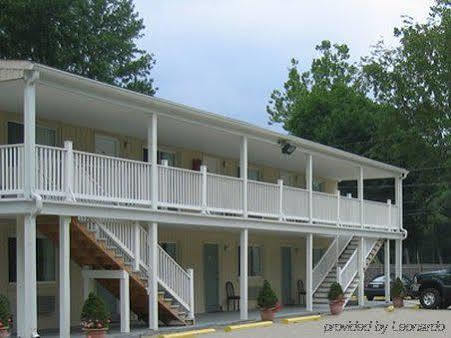 Maple Leaf Motel New Milford Exterior foto